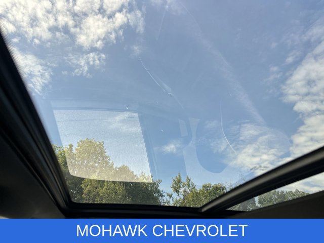 Used 2022 RAM 1500 Laramie w/ Sport Appearance Package AWD/4WD image 18