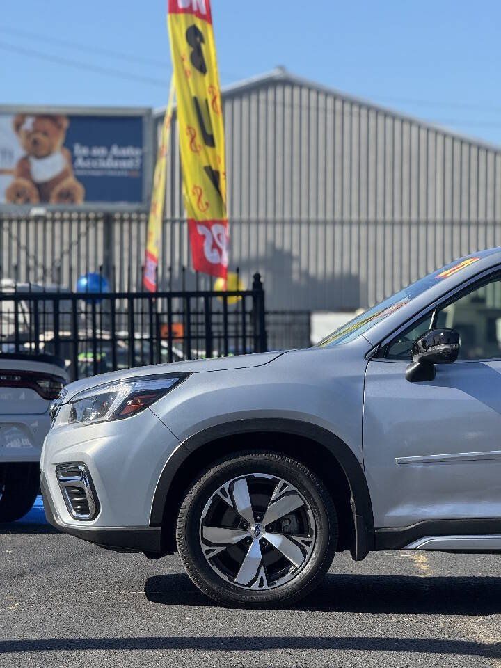 Used 2021 Subaru Forester Touring w/ Popular Package #2 AWD/4WD image 16
