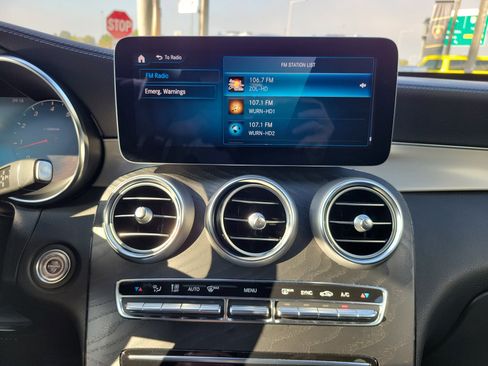 Used 2022 Mercedes-Benz GLC 300 4MATIC Coupe image 23