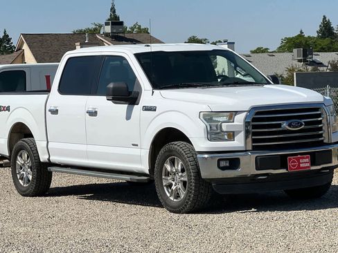 Used 2015 Ford F150 XLT w/ Equipment Group 302A Luxury AWD/4WD image 10
