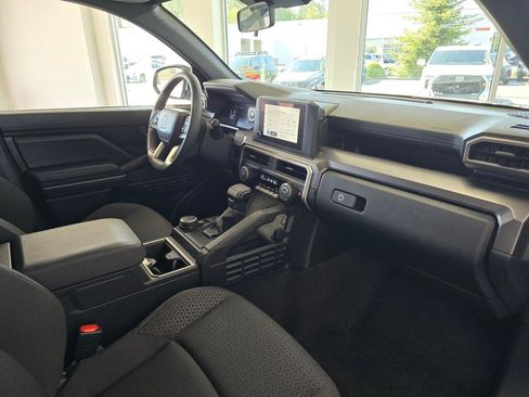 Certified 2026 Toyota 4Runner SR5 AWD/4WD image 43