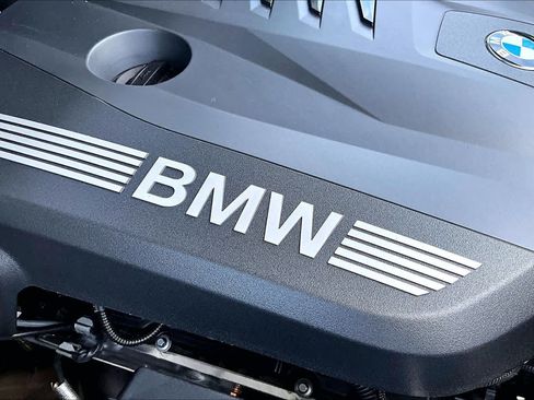 Used 2025 BMW X5 xDrive40i w/ Executive Package AWD/4WD image 33