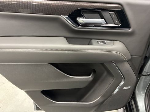 New 2026 GMC Yukon Elevation image 30