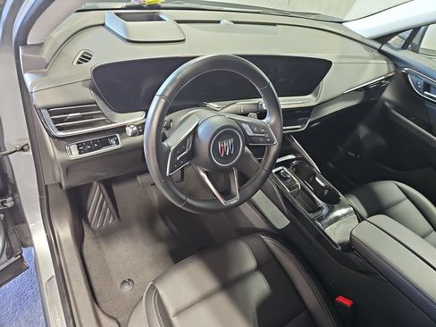 Used 2025 Buick Envision Preferred AWD/4WD image 15