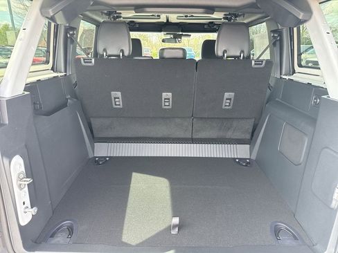 New 2026 Ford Bronco Badlands image 25