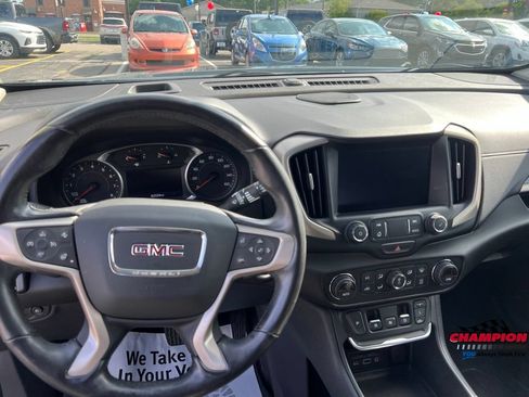 Used 2020 GMC Terrain Denali w/ Denali Premium Package AWD/4WD image 14