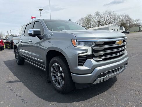 Used 2023 Chevrolet Silverado 1500 High Country w/ Z71 Off-Road Package AWD/4WD image 2