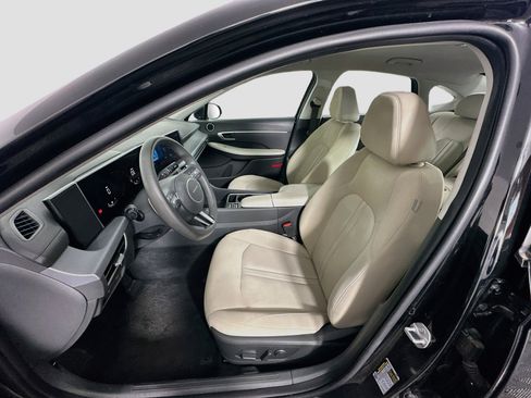 Used 2025 Hyundai Sonata SEL FWD image 13