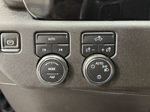 Used 2023 Chevrolet Silverado 1500 LT image 20