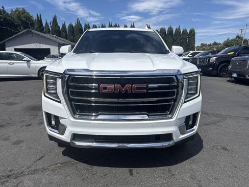 Used 2021 GMC Yukon SLT RWD image 2