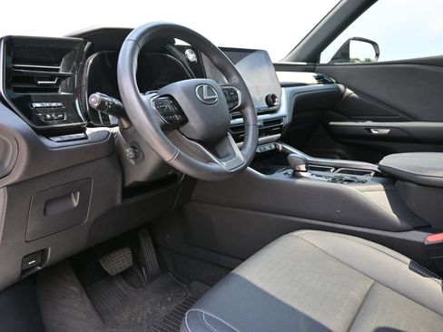 Used 2024 Lexus TX 350 FWD w/ Captains Chair Package image 18