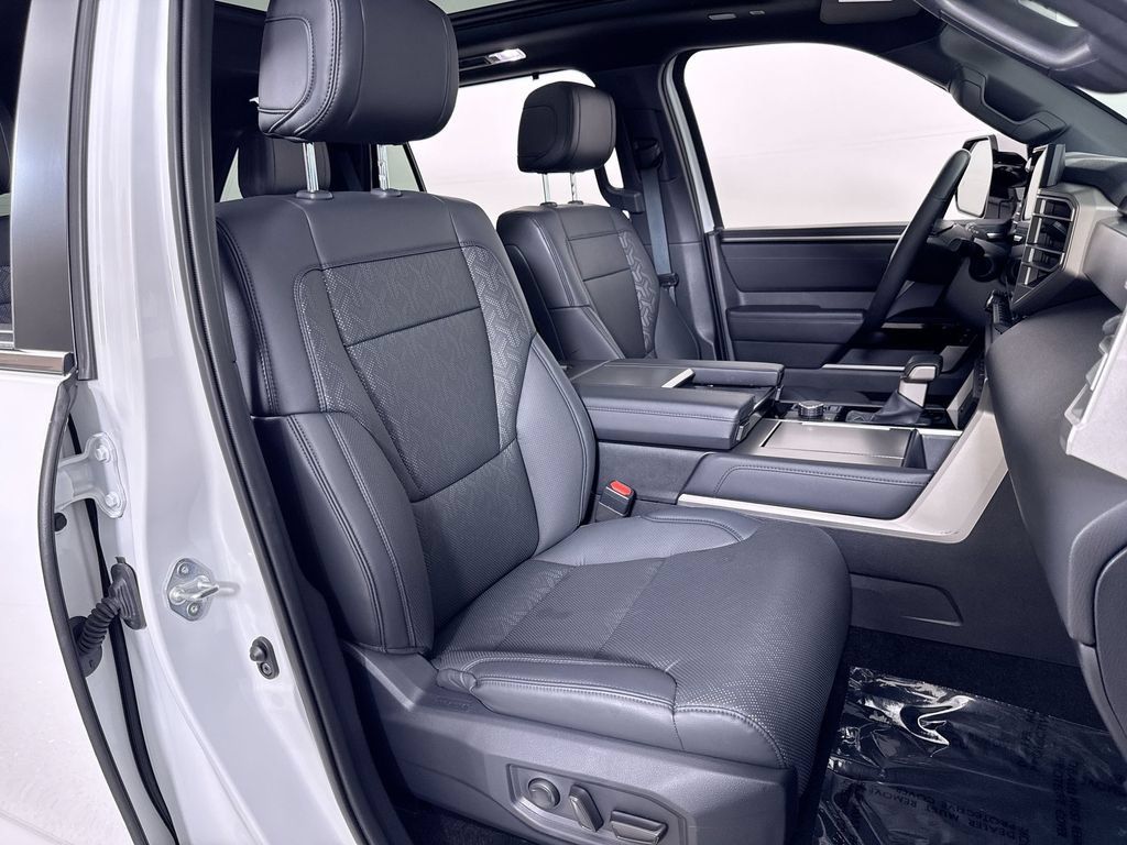Used 2025 Toyota Sequoia Limited AWD/4WD image 26