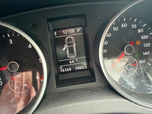 Used 2014 Volkswagen Golf TDI FWD image 14