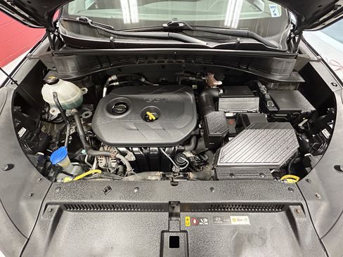 Used 2017 Hyundai Tucson SE AWD/4WD image 16