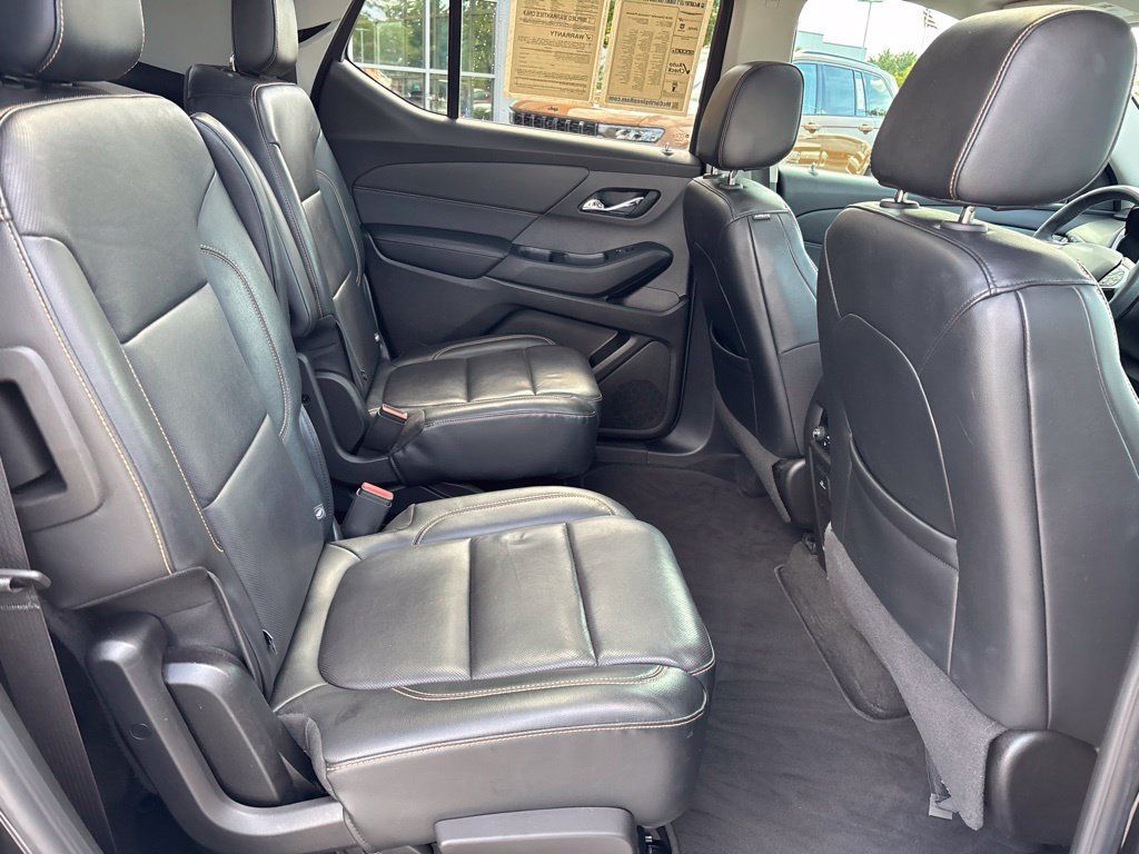 Used 2018 Chevrolet Traverse Premier w/ Redline Edition AWD/4WD image 19