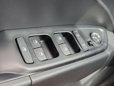 Certified 2026 Hyundai Venue SE FWD image 16