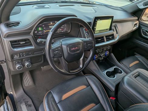 Used 2022 GMC Yukon AT4 AWD/4WD image 10