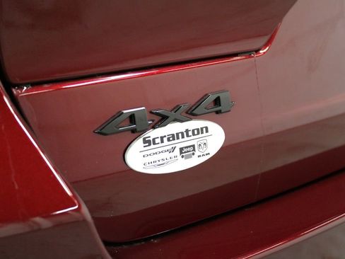 Used 2025 Jeep Grand Cherokee Altitude image 39