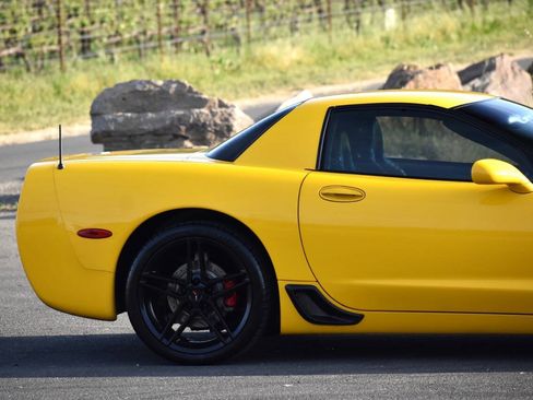 Used 2003 Chevrolet Corvette Z06 w/ Memory Package, 3 Drivers RWD image 30