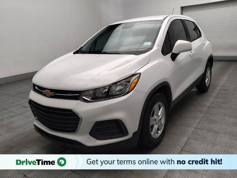 Used 2020 Chevrolet Trax LS w/ Tint and Cruise Package FWD image 1