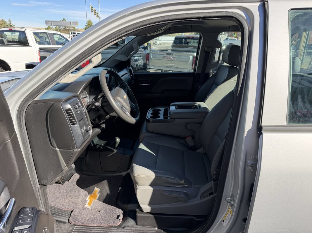 Used 2017 Chevrolet Silverado 2500 W/T w/ WT Fleet Convenience Package AWD/4WD image 10