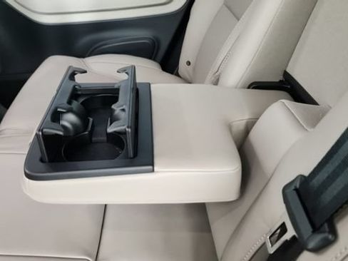 Certified 2026 Volvo XC90 B6 Ultra w/ Protection Package AWD/4WD image 70