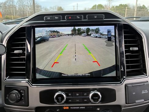 Used 2022 Ford F250 Lariat w/ Tremor Off-Road Package image 25