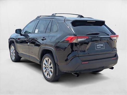 Certified 2025 Toyota RAV4 XLE Premium image 11