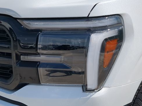 New 2025 Ford F150 Lariat w/ Equipment Group 502A High image 39