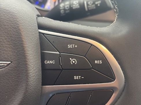 Used 2024 Chrysler Voyager LX image 26