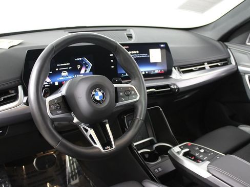 Used 2025 BMW X1 xDrive28i image 23