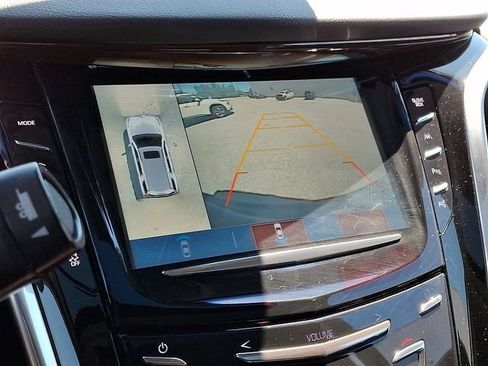 Used 2019 Cadillac Escalade Luxury AWD/4WD image 4