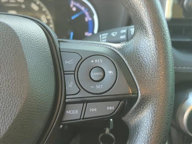 Certified 2024 Toyota RAV4 LE AWD/4WD image 21