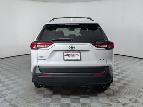 Used 2024 Toyota RAV4 XLE Premium FWD image 4
