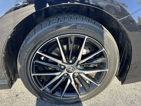 Used 2022 Toyota Camry SE image 13