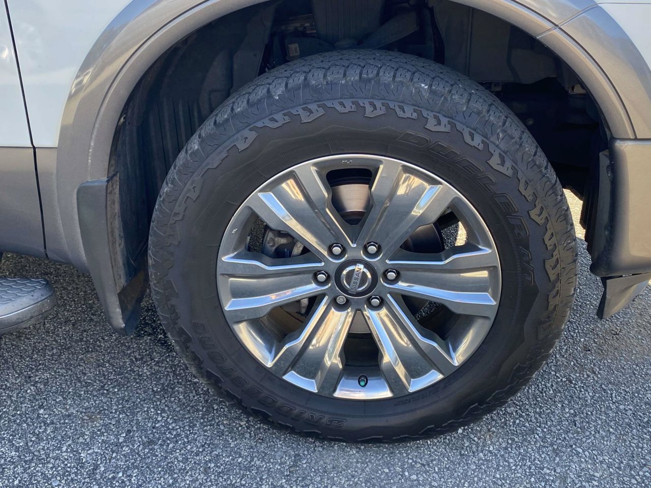 Used 2018 Nissan Titan Platinum Reserve w/ Platinum Utility Package AWD/4WD image 8