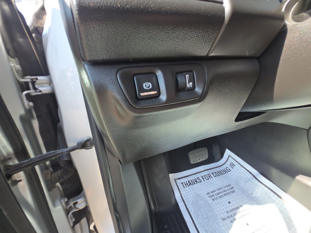 Used 2017 GMC Acadia SLT AWD/4WD image 26