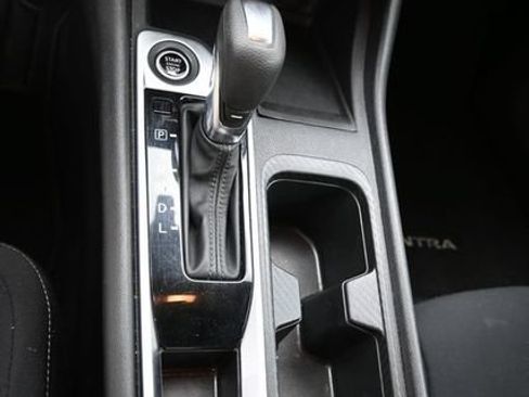 Used 2024 Nissan Sentra SV FWD image 20