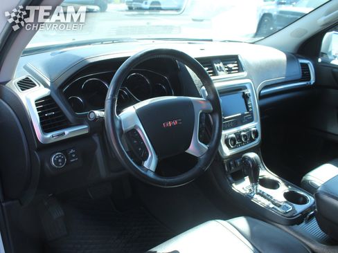 Used 2017 GMC Acadia Limited SLT image 13