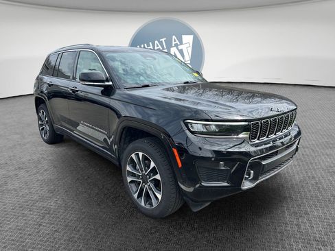 Certified 2022 Jeep Grand Cherokee Overland w/ Luxury Tech Group IV image 1