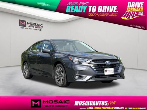 Used 2025 Subaru Legacy Limited AWD/4WD image 1