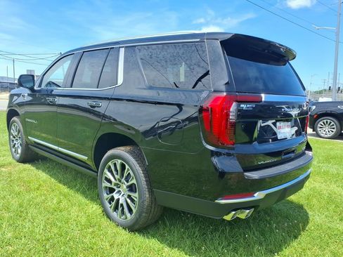 New 2026 GMC Yukon Denali w/ Denali Reserve Package AWD/4WD image 5