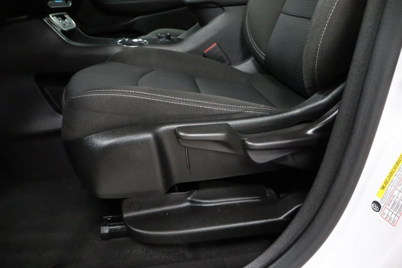 Used 2024 GMC Terrain SLE AWD/4WD image 11