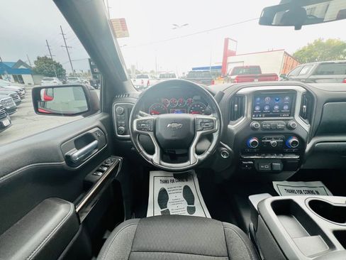 Used 2021 Chevrolet Silverado 1500 RST image 18