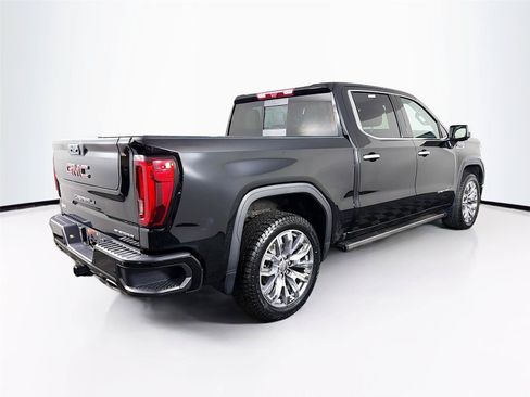 Used 2023 GMC Sierra 1500 Denali w/ Denali Reserve Package AWD/4WD image 11