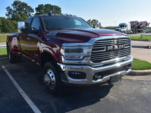 Used 2022 RAM 3500 Laramie AWD/4WD image 3
