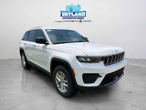 New 2026 Jeep Grand Cherokee Laredo X RWD image 22