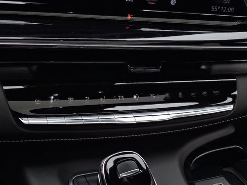 Certified 2024 Cadillac Escalade V w/ Heavy-Duty Trailer Package image 23