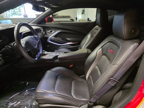 Used 2016 Chevrolet Camaro SS RWD image 19