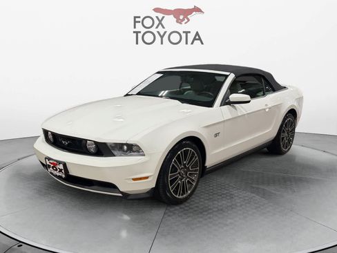 Used 2010 Ford Mustang GT Premium RWD image 1